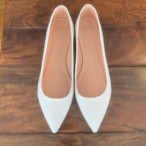 NWT JCrew pointy toe flats in creamy white python, size 12 womens